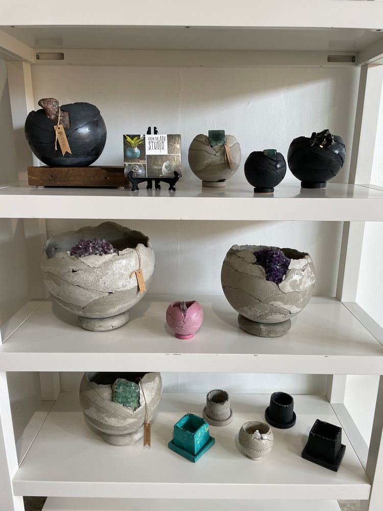 Mini Circular Vase