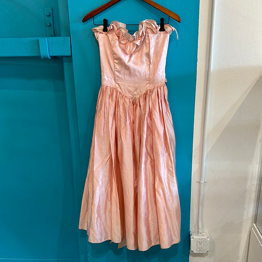 Vintage Pretty In Pink Silky Dress