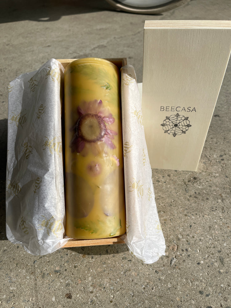 Boxed Cylinder Candle w/ Flowers