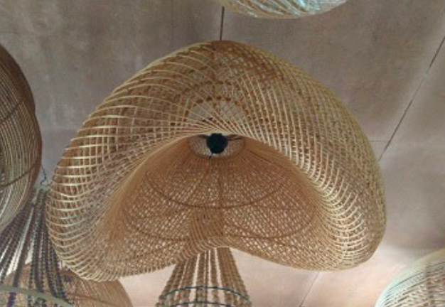 Scallop Rattan Hanging Lamp